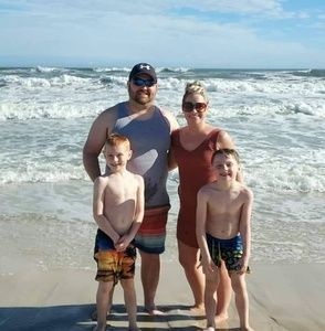 Meet your Posher, Ali